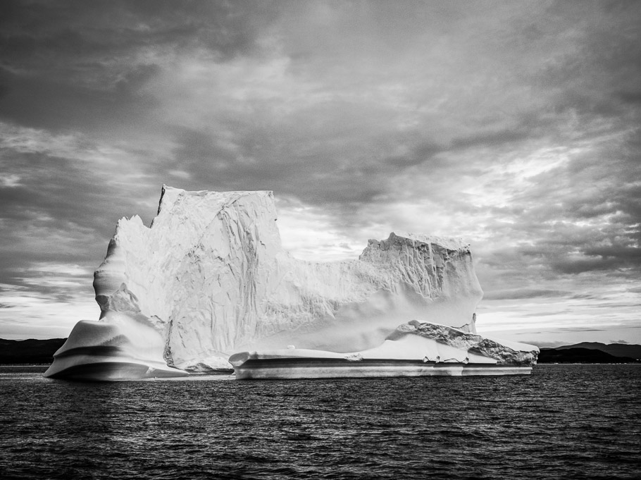 Leached Berg - Disco Bay