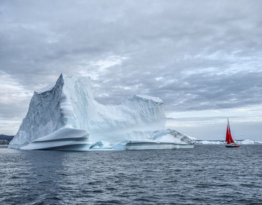Approaching the Berg - Disco Bay